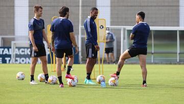 Entrenamiento de Osasuna en las instalaciones de Tajonar.