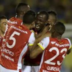 Santa Fe más cerca de la final: empata con Luqueño