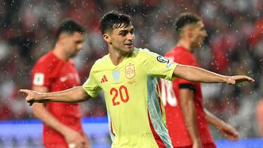 Spain's midfielder #20 Pedri celebrates after scoring Spain's sixth goal during the FIFA World Cup 2026 Group E qualification football match between Turkey and Spain at the Konya Buyuksehir Belediye Stadium, in Konya, on September 7, 2025. (Photo by Ozan KOSE / AFP)
