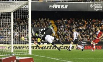 Feghouli marca el 1-0.