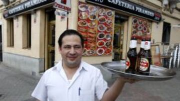 “Para el gran derbi, bocatas de tortilla y cerveza a tutiplén”