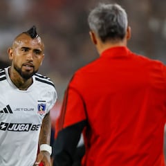 A Ortíz le preguntan si le molesta que Vidal dé instrucciones desde la banca y dice esto