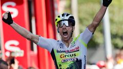 El portugués Rui Costa, del equipo Intermarché-Circus-Wanty, gana la 15ª etapa de La Vuelta, entre Pamplona y Lekunberri.