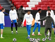 16/02/26 PREVIA CHAMPIONS LEAGUE
DIECISEISAVOS IDA ENTRENAMIENTO
BENFICA - REAL MADRID
JOAN MARTINEZ AURELIEN TCHOUAMENI KYLIAN MBAPPE VINICIUS JR CESTERO