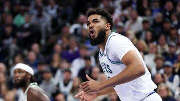 Karl-Anthony Towns, ala-pívot de Minnesota Timberwolves, ante Milwaukee Bucks.