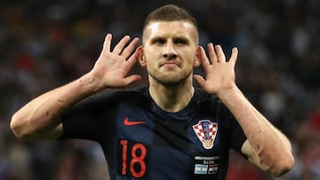 Ante Rebic ends speculation with new Frankfurt contract
