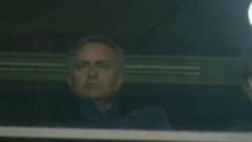 Mou viajó a Amsterdam a ver a su próximo rival de Champions