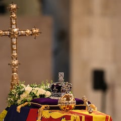 Queen Elizabeth II’s casket: What is it made of and when was it made?