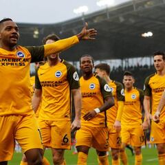 Izquierdo imparable, anota otro golazo en Premier League