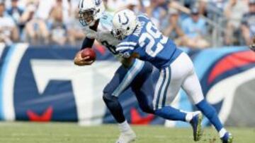 Marcus Mariota no pudo completar la remontada en el partido contra los Colts.