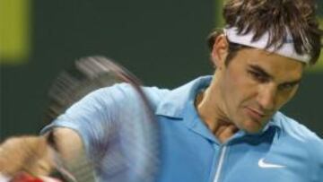 Federer alcanza las semifinales tras derrotar a un correoso Gulbis