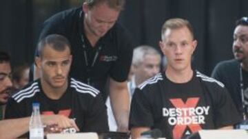 Ter Stegen y Sandro, jurado en un torneo 'freestyle'.