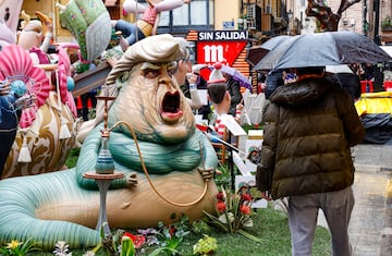 Este mircoles, 19 de marzo y da de San Jos, se celebrar el emocionante "Da de la Crem" en las Fallas de Valencia, donde ms de 700 monumentos que los artistas falleros han levantado por toda la ciudad ardern en un espectculo impresionante. Marcando el broche de oro de la fiesta ms emblemtica de Valencia y una de las ms multitudinarias de toda Espa?a. La noche se iluminar con fuegos artificiales.