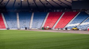 Hampden Park está situado en Glasgow (Escocia) con una capacidad de 52. 500 espectadores. Es es escenario habitual de las eliminatorias de la Copa de Escocia y de la Copa de la Liga de Escocia.