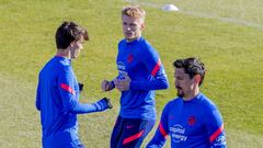 Wass, Jo&atilde;o F&eacute;lix y Savic.