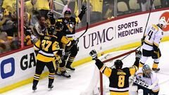 PITTSBURGH, PA - MAY 29: Nick Bonino #13 of the Pittsburgh Penguins celebrates a goal during the first period with teammates in Game One of the 2017 NHL Stanley Cup Final against the Nashville Predators at PPG Paints Arena on May 29, 2017 in Pittsburgh, Pennsylvania.   Matt Kincaid/Getty Images/AFP
 == FOR NEWSPAPERS, INTERNET, TELCOS &amp; TELEVISION USE ONLY ==