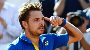 Stan Wawrinka celebra su pase a la final de Roland Garros 2017.