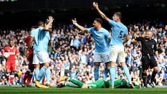 Bravo debuta en la Premier por un triste infortunio de Ederson