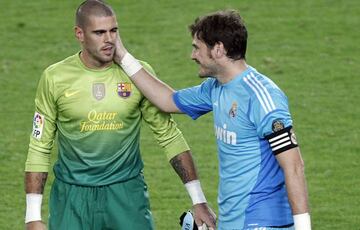 Valdés (left) with Casillas.