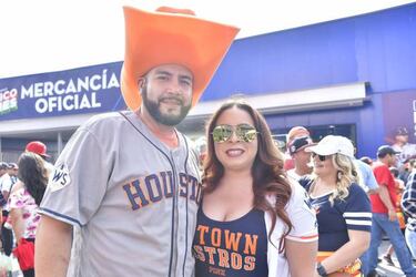 A.J. Hinch agradecido con los aficionados de Houston