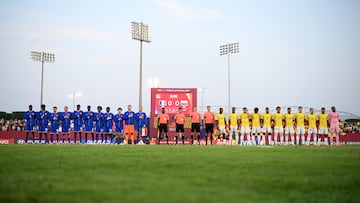 DOHA, QATAR - NOVEMBER 14: The match officials and players of France and Colombia line up prior to the FIFA Under-17 World Cup Round of 32 match between France and Colombia at Aspire Zone on November 14, 2025 in Doha, Qatar. (Photo by Jurij Kodrun - FIFA/FIFA via Getty Images)