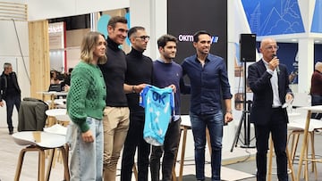 Presentación del equipo 'OK Mobility' de Contador para la Mallorca 312.