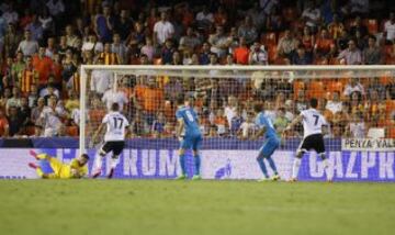 2-2. André Gómes marcó el gol del empate.