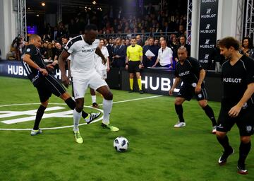 Usain Bolt, Trezeguet, Roberto Carlos y Mendieta. 