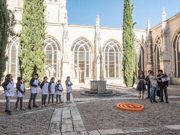 No se conocen todas pero s¨ª algunas de las que ser¨¢n las pruebas exteriores que disfrutar¨¢n los m¨¢s peque?os durante su estancia en el programa. Una de ellas ser¨¢ en Parque de Atracciones, cumpli¨¦ndose el deseo de muchos. Otra de ellas, en el parque tem¨¢tico Puy du Fou de Toledo.