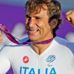 Alex Zanardi vuelve a hablar