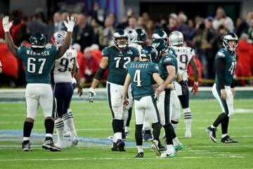 Las imágenes del primer anillo de Super Bowl de los Eagles