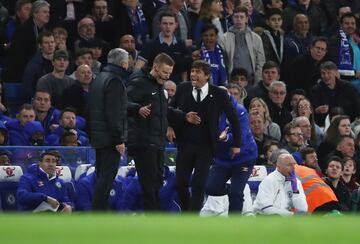 Durante su etapa como entrenador del Chelsea una de las cosas m¨¢s llamativas eran sus diferencias con el entrenador portugu¨¦s llegando, incluso, a encararse durante un encuentro entre Manchester United y el Chelsea.
