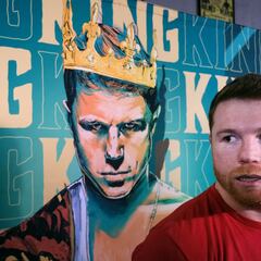 ¿Cuántas victorias y derrotas tiene Canelo en su carrera?