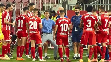 Francisco cumplirá su contrato; el futuro de Stuani, en el aire