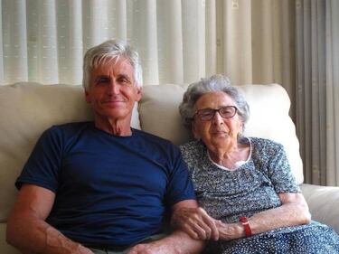 La primera ascensión española al Everest cumple 40 años