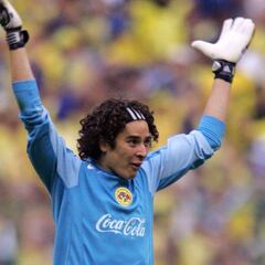 Así fue el autogol de Ochoa en el Clásico Capitalino ante Pumas