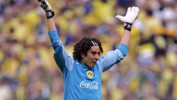 Así fue el autogol de Ochoa en su primer Clásico Capitalino ante Pumas