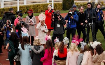 It's hats off to the Cheltenham festival