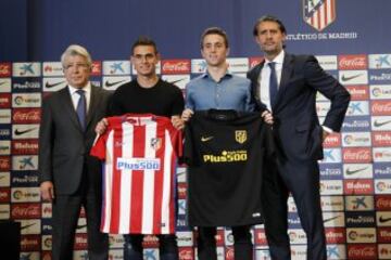 El Atlético de Madrid presentó conjuntamente a Diogo Jota y Santos Borré.