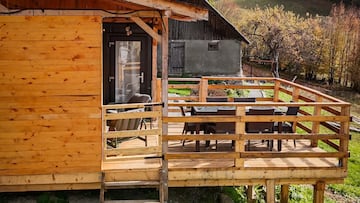 Una pareja transforma un contenedor en una casa de 28m² por 30.000 euros y montan el gran negocio alquilándola