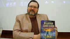 Brandon Sanderson revela qué director de cine le encantaría para adaptar el Cosmere, pero admite que no sería buena idea