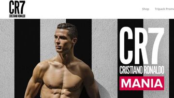 The CR7Underwear website is adorned in Juve colours