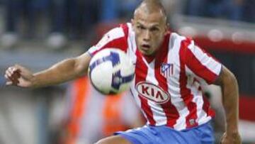 <strong>DESTINO PREMIER.</strong> Heitinga se irá a jugar al Everton.