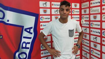 Moha: "El míster me mete mucha caña y me ayuda mucho"