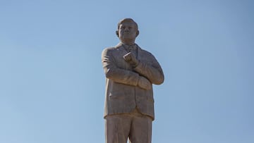 Estatua de AMLO: qué le pasó y por qué tras ser develada en Atlacomulco