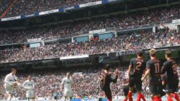 La temporada pasada, el Madrid-Sevilla se jug&oacute; a las 12:00h. y acudieron 73.000 espectadores al Bernab&eacute;u.