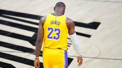 LeBron James walks out on his team after a blowout loss against the Phoenix Suns