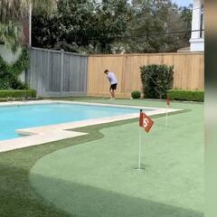 Lo de este golfista es digno de Cuarto Milenio: ojo al hoyo en uno que se marca...