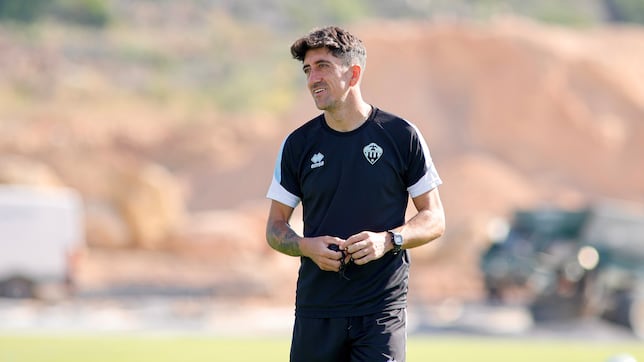 Pablo Hernández se enfrenta a un partido clave ante el Málaga en Castalia