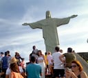 Chilenos y peruanos sueñan con la Copa desde el Cristo Redentor